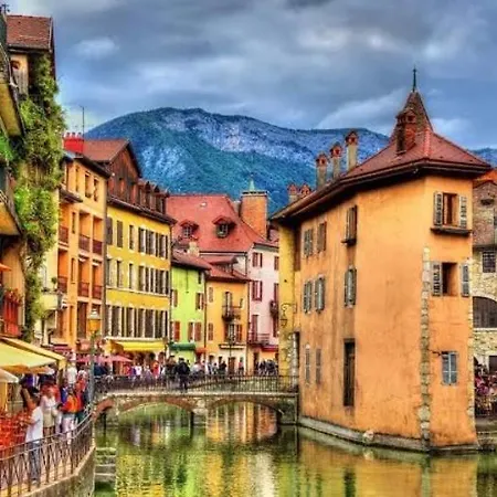 Highly Recommended Steps From The * Annecy